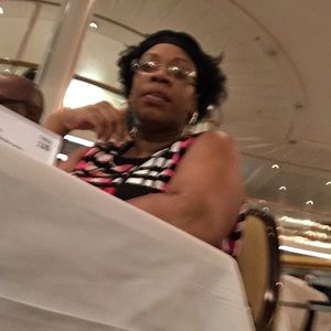 Meet your Posher, Christean